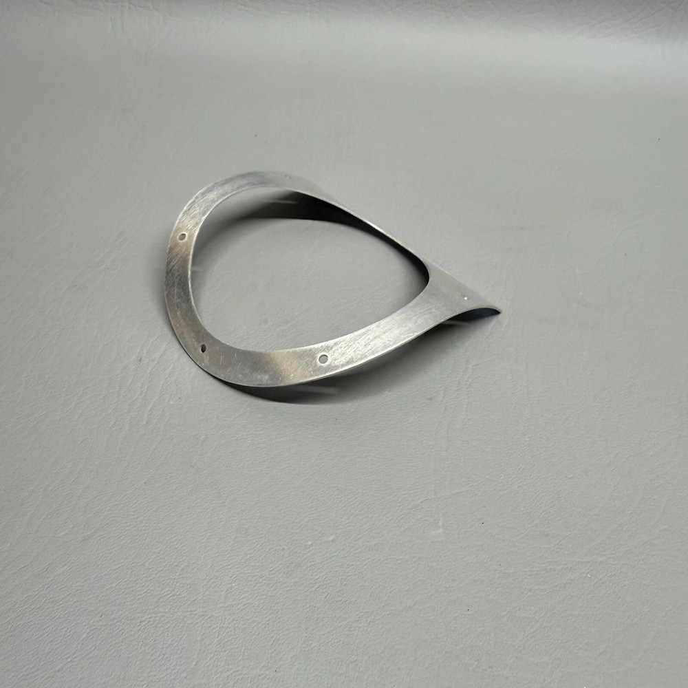 35631-005 Piper Retainer (NEW)