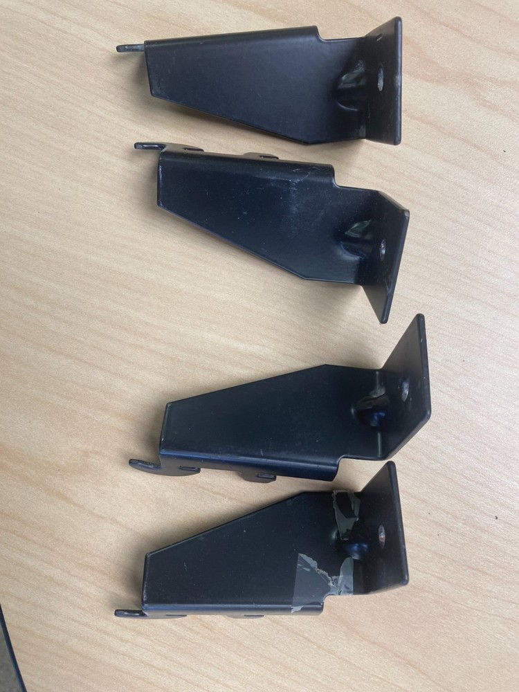 Haworth Unigroup Transaction Top bracket set
