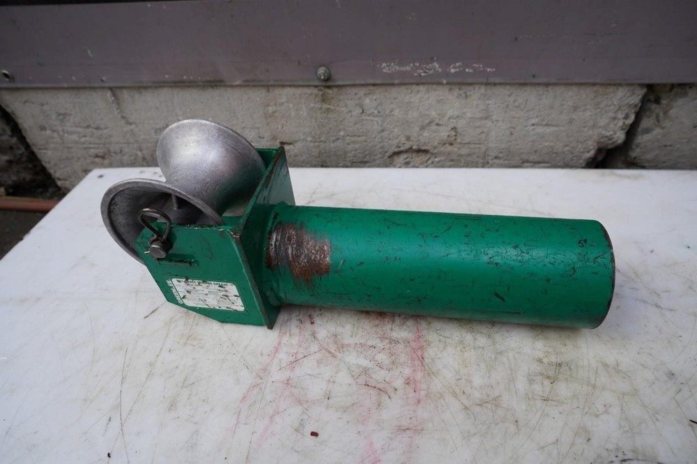 Greenlee 441 5  inch Feeding Sheave for Cable Tugger Puller Great Shape #2