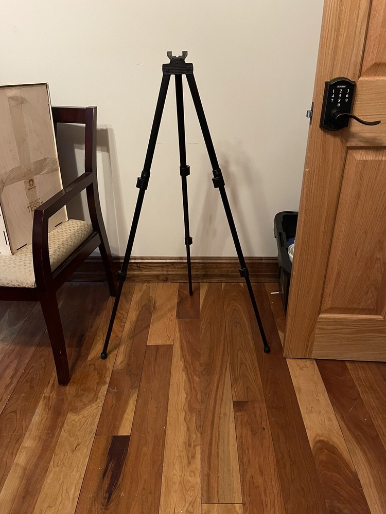 40’ Tripod (missing one rubber foot) Still Stands.