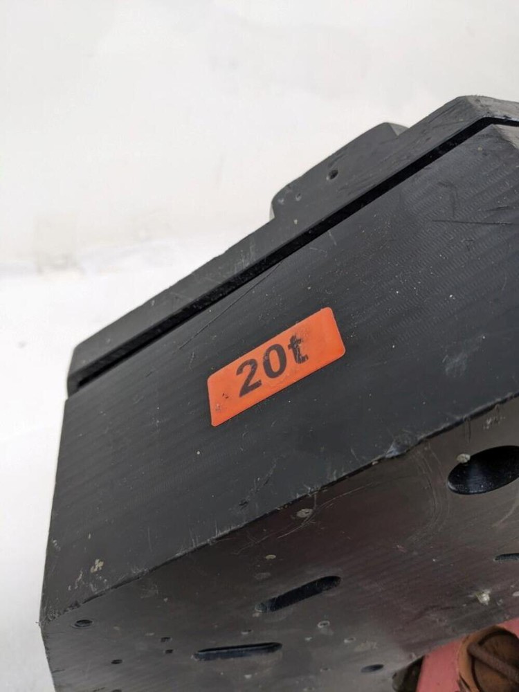 VERSATILE NATURES AI CRANE DATA HAWK EYE UNDER HOOK ATTACHMENT 20T LOAD H1