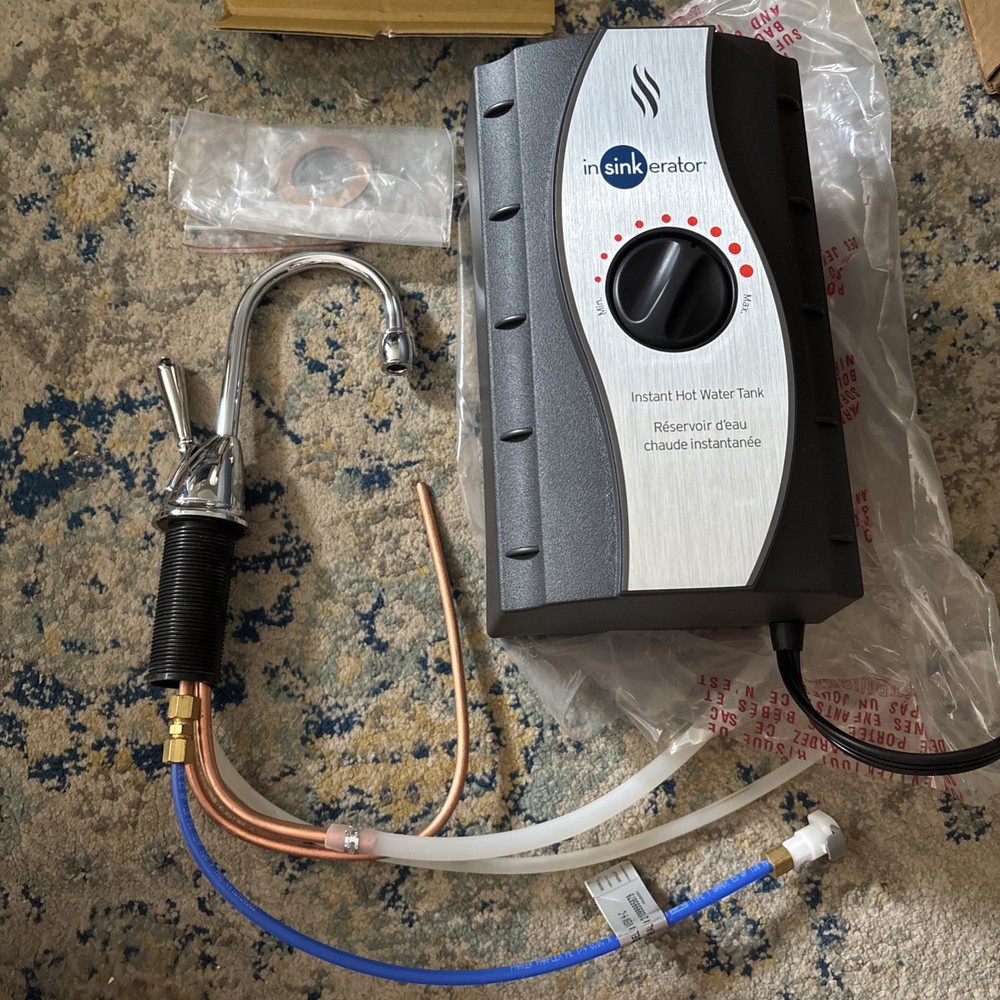 InSinkErator  Hot Water Dispenser with System Tank - Silver