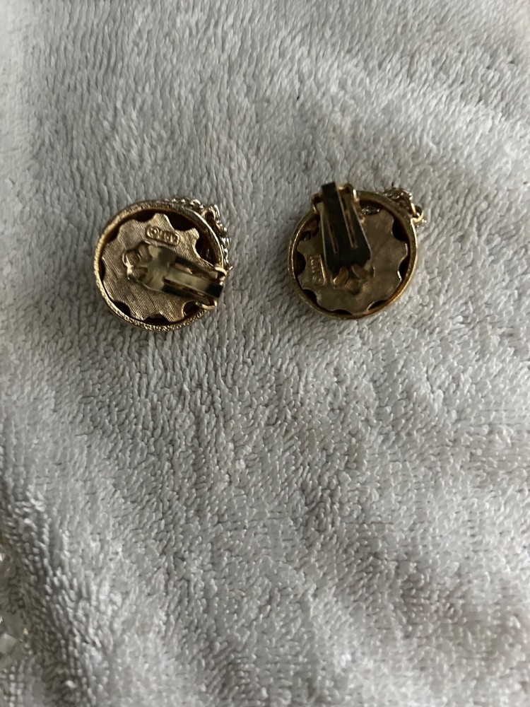 Vintage ART Clip Earrings