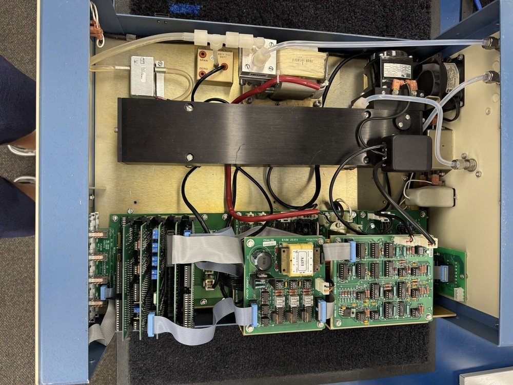 Thermo 41C High level CO2 Analyzer (working - no alarms)