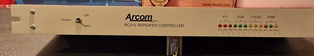 Arcom RC-210 Repeater Controller w/ repeater on rack plate. READ UPDATED NOTES