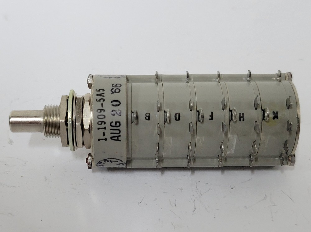 4X Janco 1-1909-5A5 rotary switch - 5 deck - 10 pole - 5 position - compact