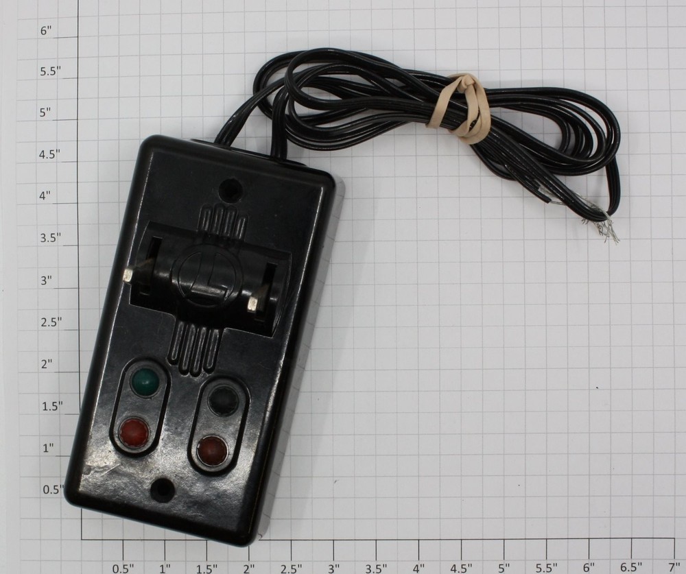 Lionel 1121C-60 O27 Plastic Switch Controller with Wiring (1)