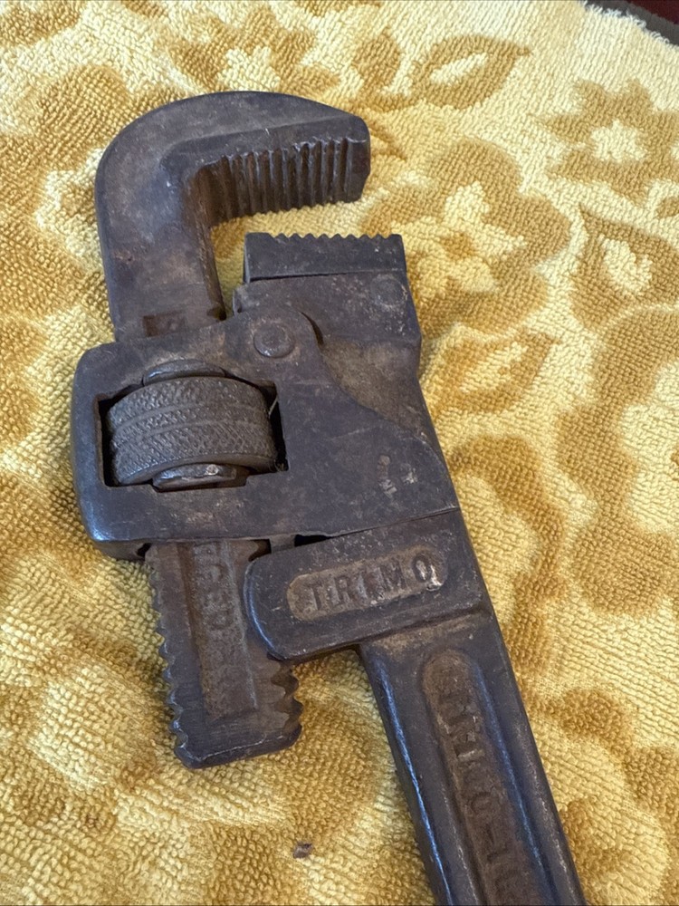 Vintage Trimo Marked No 18 Pipe Wrench
