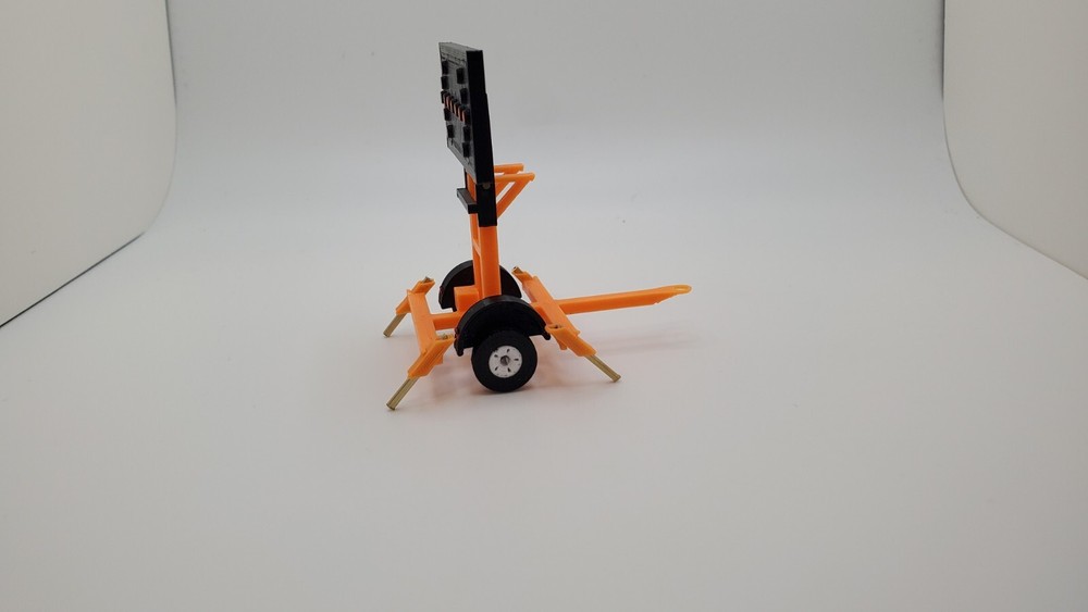 Custom 1/50 Tilting Arrow Board