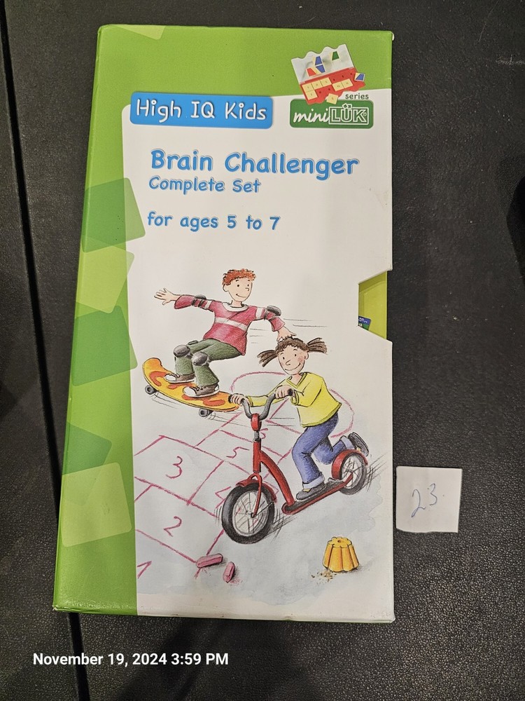 miniLUK Brain Challenger.  15 books.