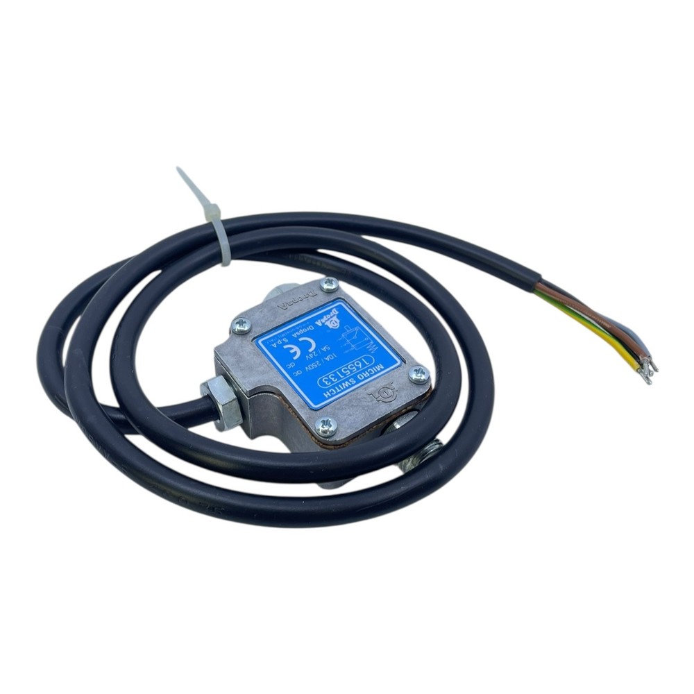 DropsA Micro Switch for Flow Regulation 1655133 for Industrial Use