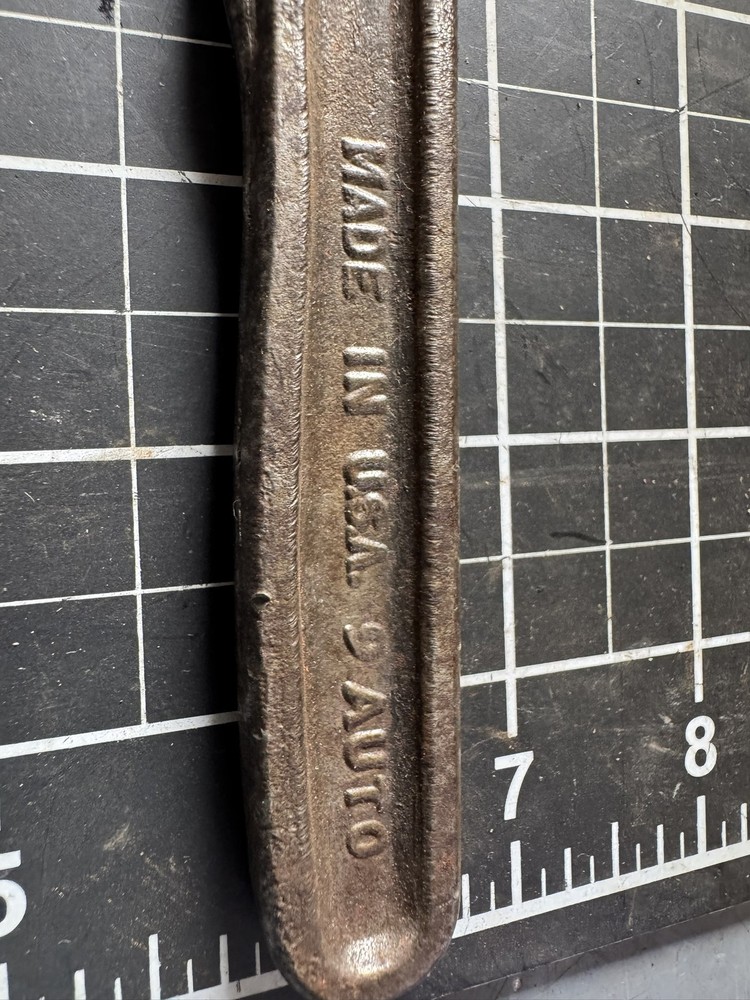 Vintage AUTO Adjustable Pipe Wrench – 9” USA Made
