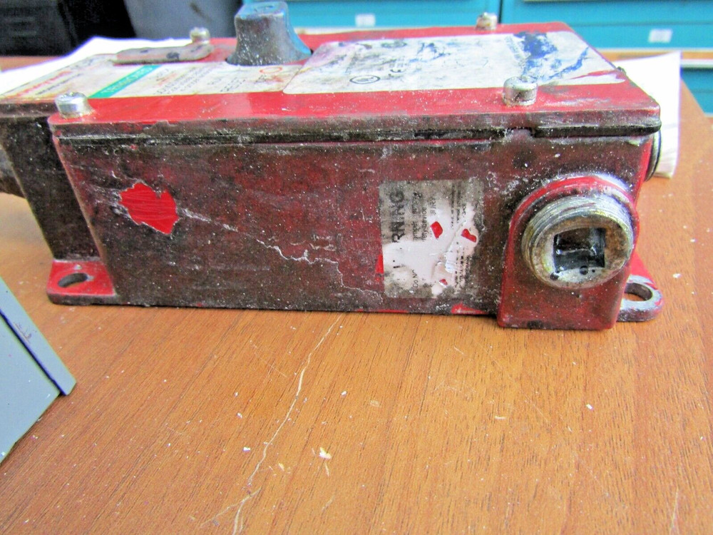 🔥HONEYWELL MICRO SWITCH 1CPS CABLE PULL SWITCH 1CPSA2