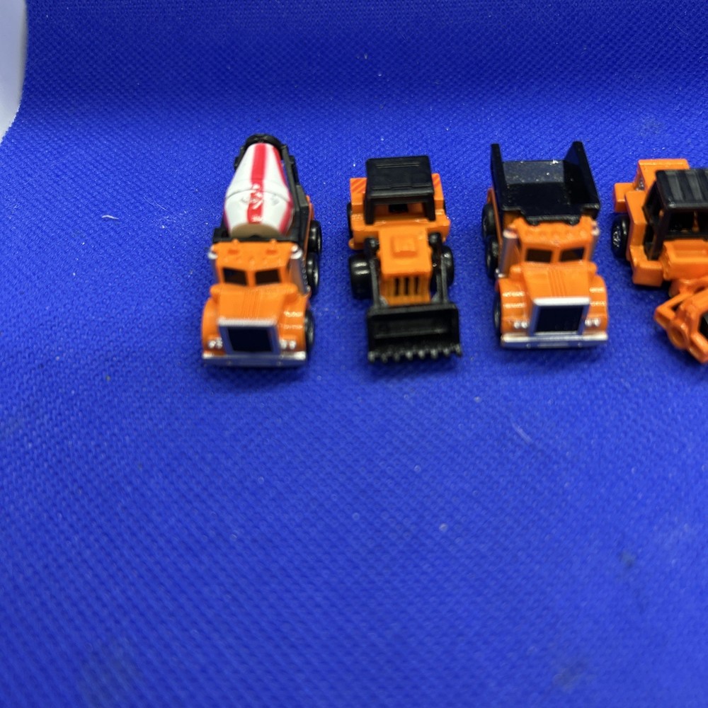 Micro Machines Construction Lot - Bulldozer Cement Tow Roller Excavator Loader
