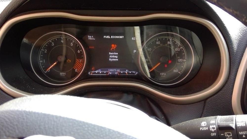 Speedometer Cluster 140 MPH 7" Display Screen Fits 15 CHEROKEE 1114111