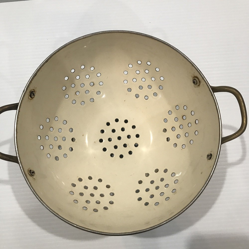 Rustic Primitive Vintage White Enamel Collander Floral Print Accent Brass Handle