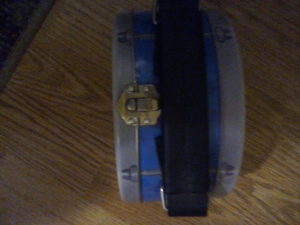 Grateful Dead Skeleton Tin Drum Lunch case 2000 Excellent Condition