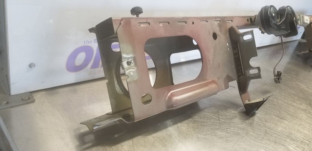 04 MERCURY MARAUDER UPPER RADIATOR CORE SUPPORT TIE BAR