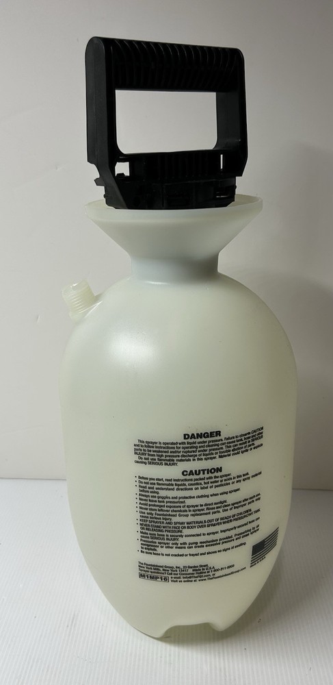 Roundup Multi Purpose 1 Gallon Sprayer Damaged Box Missing Nozzle