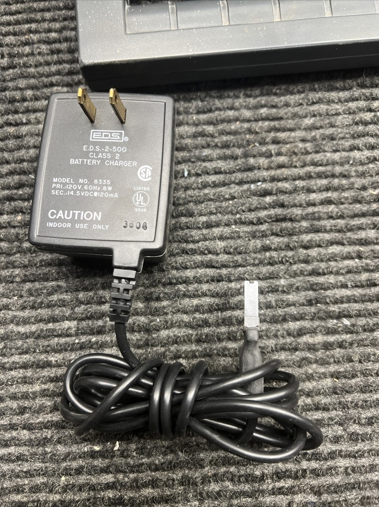 Used BRADY LS2000 Labeling System With case