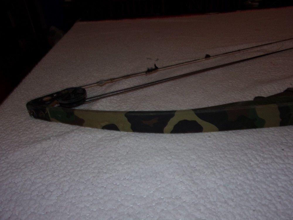 Vintage Darton Archery Trailmaster Compound Bow