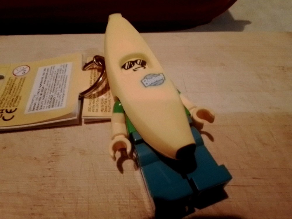 LEGO® Minifigures Keychain Light Banana Guy