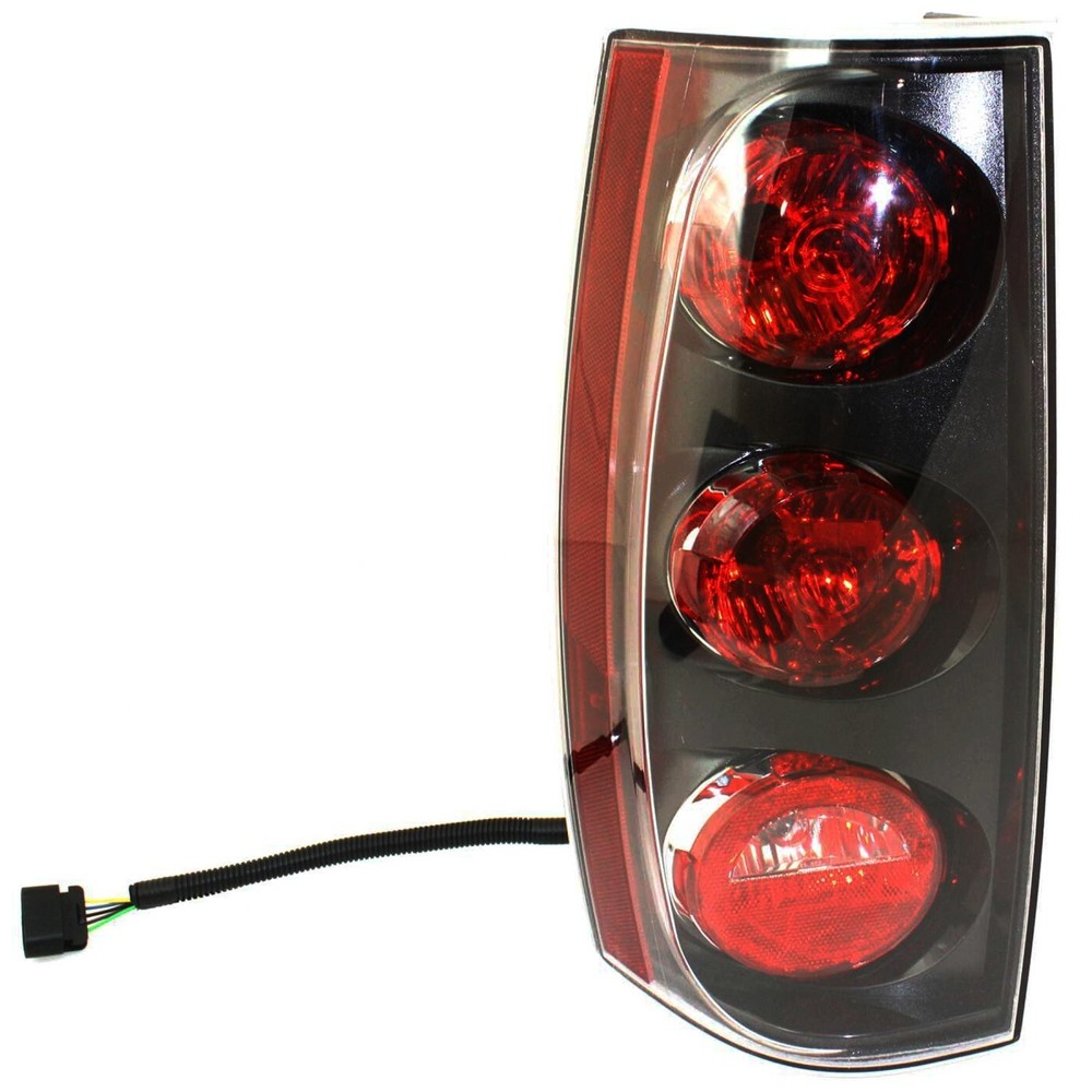 Tail Light Set For 2007-2014 GMC Yukon With Bulbs Driver and Passenger Side