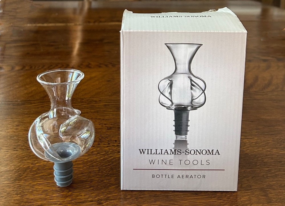 Williams Sonoma Wine Tools Bottle Aerator - Never Used!