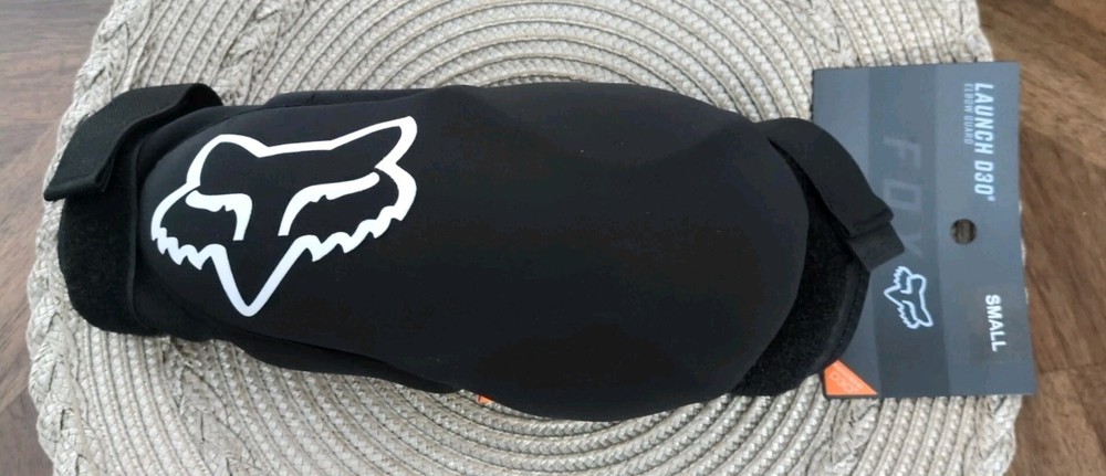 Fox Launch D30 Elbow Guard Black, Small, Pull On Easy To Use New