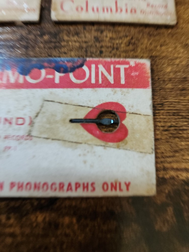 Permo Point Round Coil Phonograph needle, with original cards