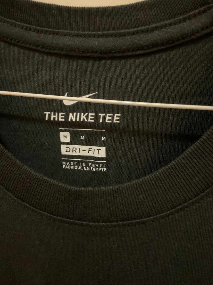 The Nike Tee Nike Dri-Fit Cotton tee *Medium*