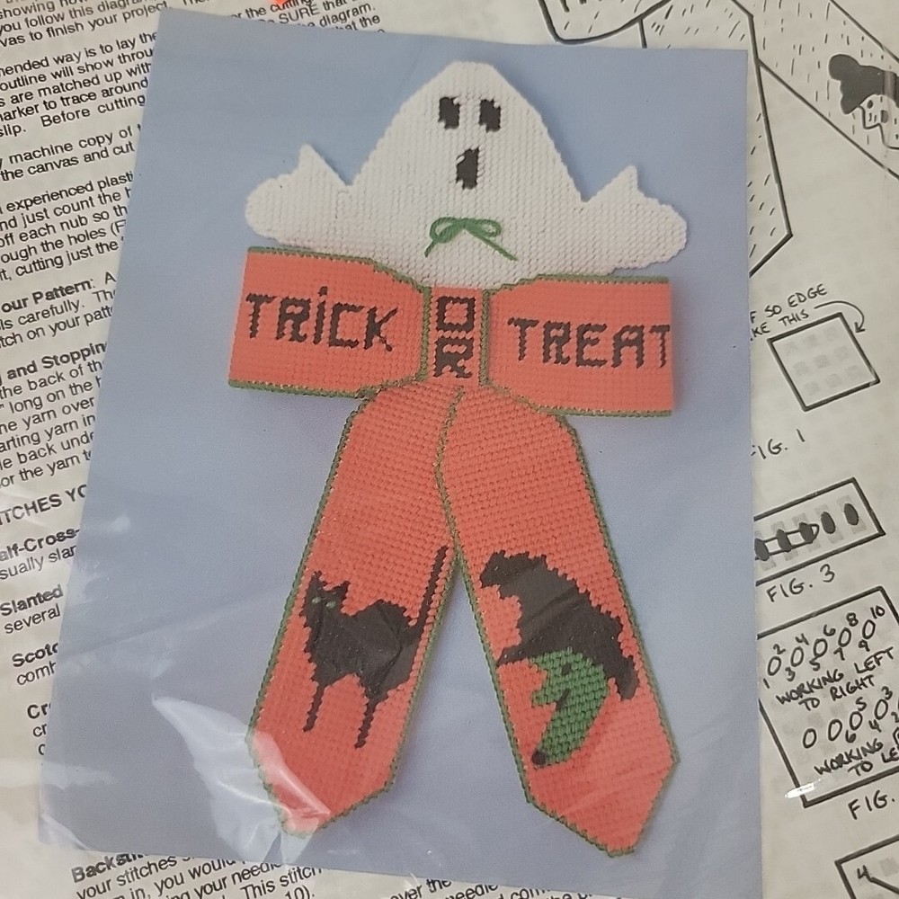 Ghost Bow Halloween Belco Plastic Canvas Kit