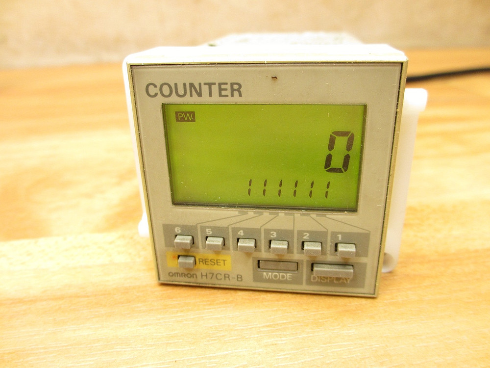 Omron H7CR-B *USED POWERS UP* Counter Panel Meter 100-240VAC