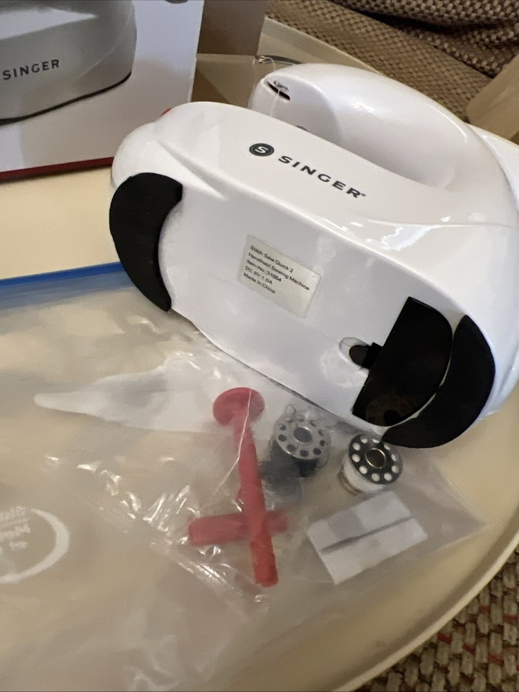 SINGER Stitch Sew Quick 2 Handheld Cordless Mending Machine