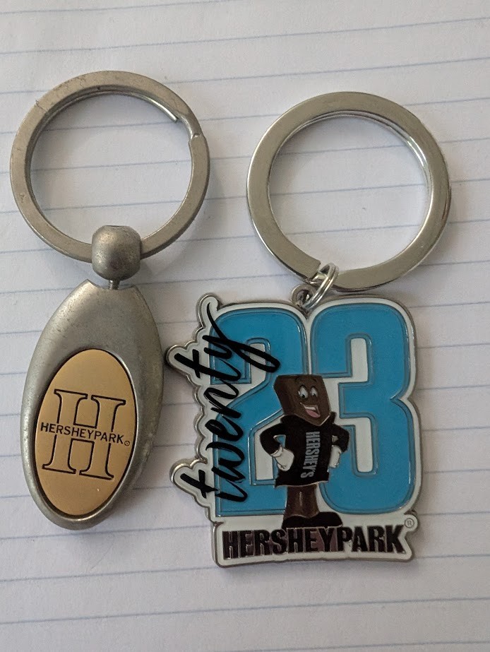 Hershey Park lot of 2 keychains