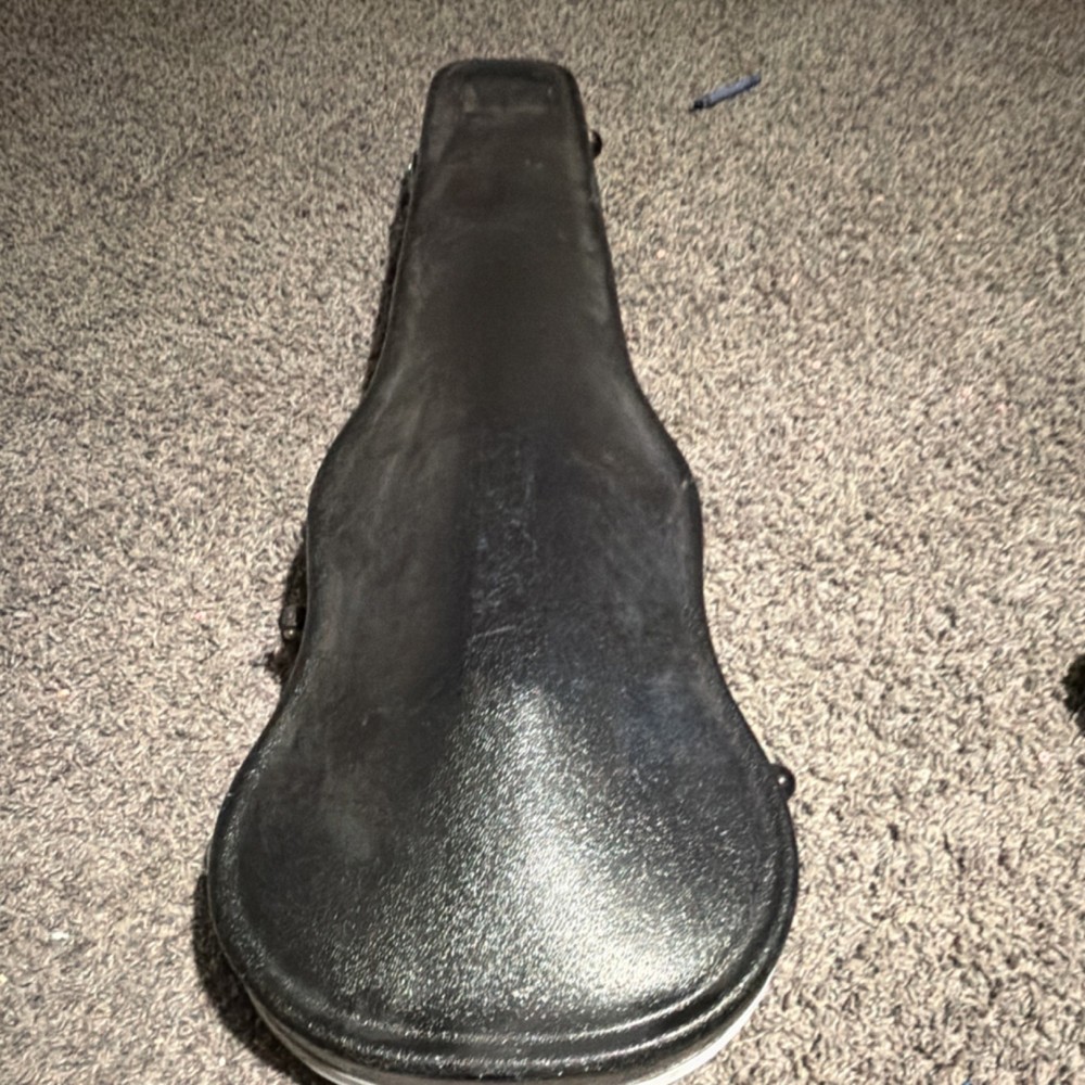 Black Rigid Plastic violin  Case with Carry Handle, Fully Lined