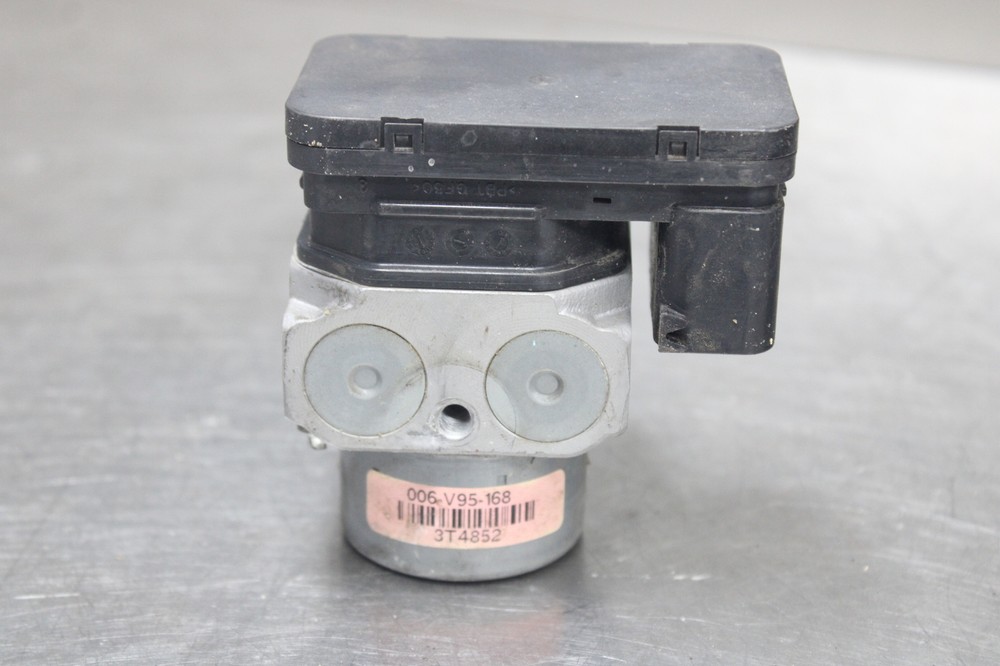 18-23 KAWASAKI NINJA 400 ABS PUMP UNIT MODULE