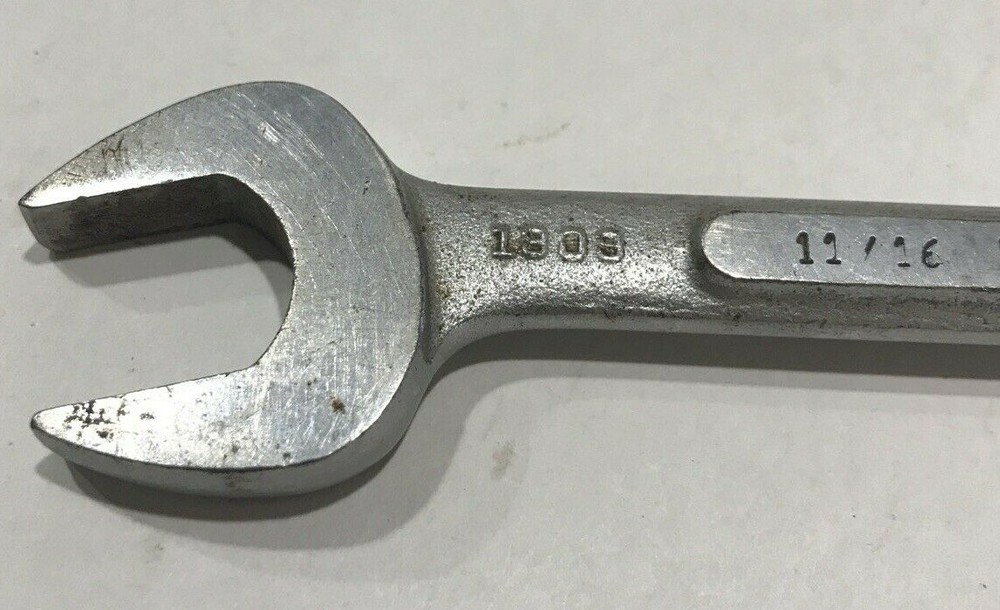 McKAIG-Hatch Combination Wrench 11/16"