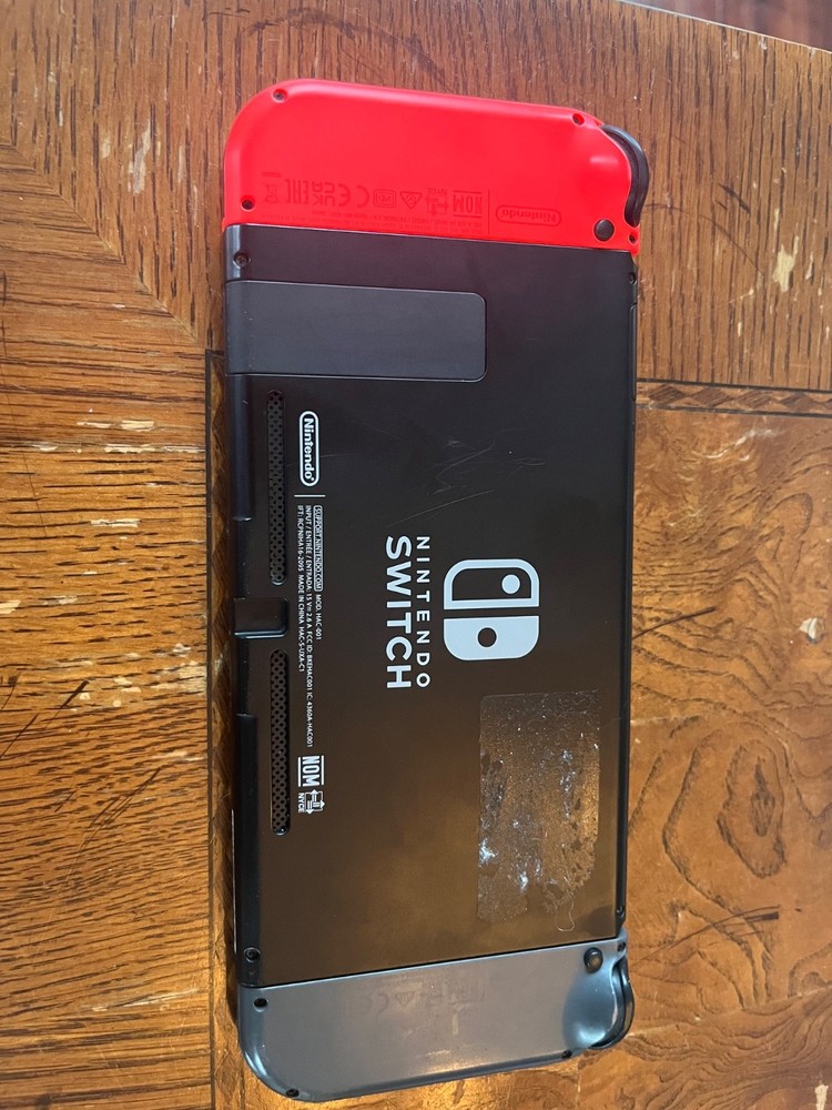 Nintendo Switch Gen 1 plus Dock - Red/Black Joycon