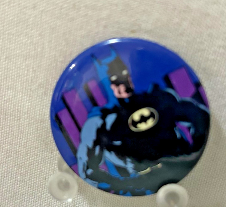 BATMAN:  BUTTON IMAGE 4
