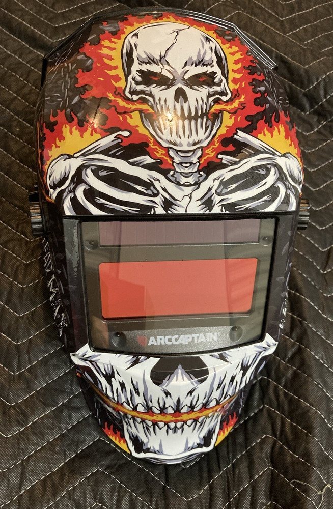 ARCCAPTAIN Auto-Darkening Welding Helmet