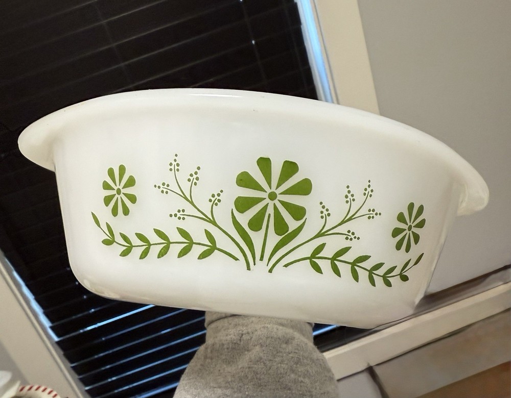 Glasbake Green Daisy Round Dish
