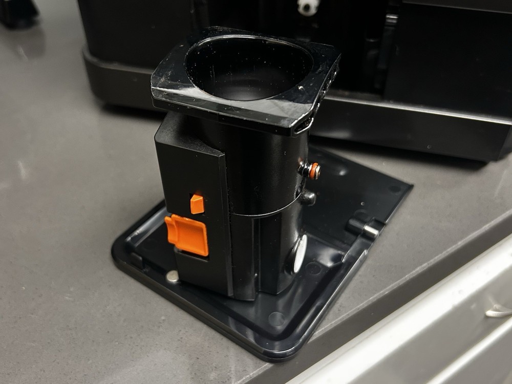 Tchibo ESPERTO Caffè 1.1 Fully Automatic Coffee Maker Bean to Brew