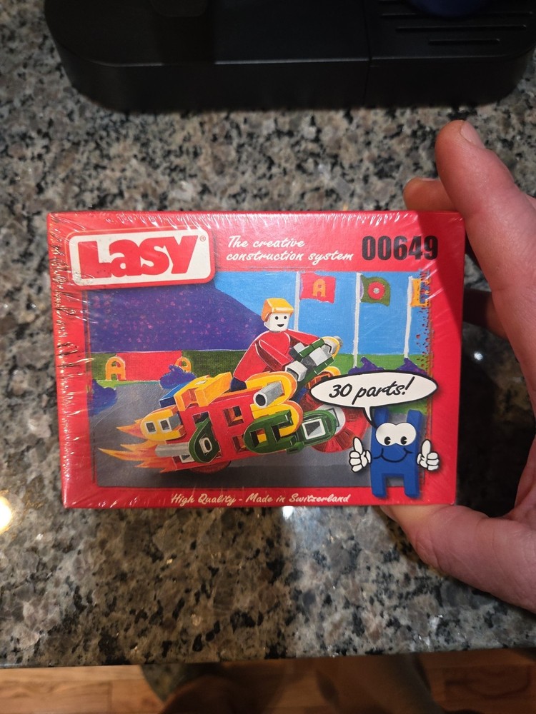 Vintage Lasy The Creative Construction System 00649  Switzerland New