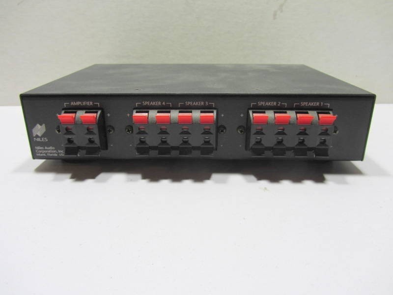 Niles SPS-4 Speaker Selector System