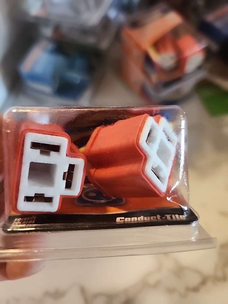 Dorman 90801 Builders Series H4 / 9003 Ceramic Socket