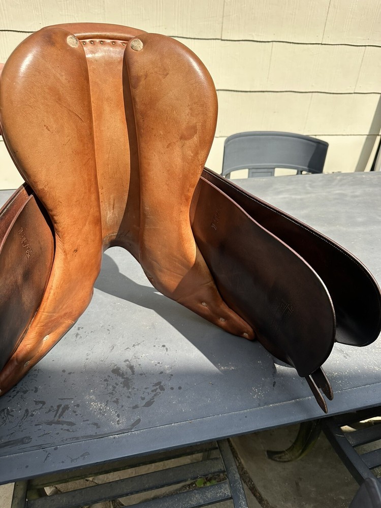 Crosby Centennial Saddle, 16.5” w/Regular Tree