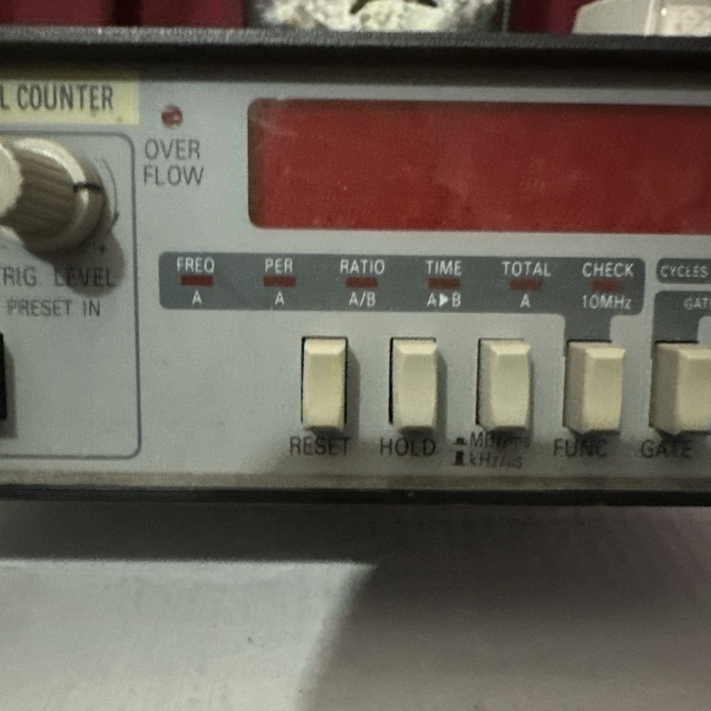 BK Precision 1823 Universal Counter