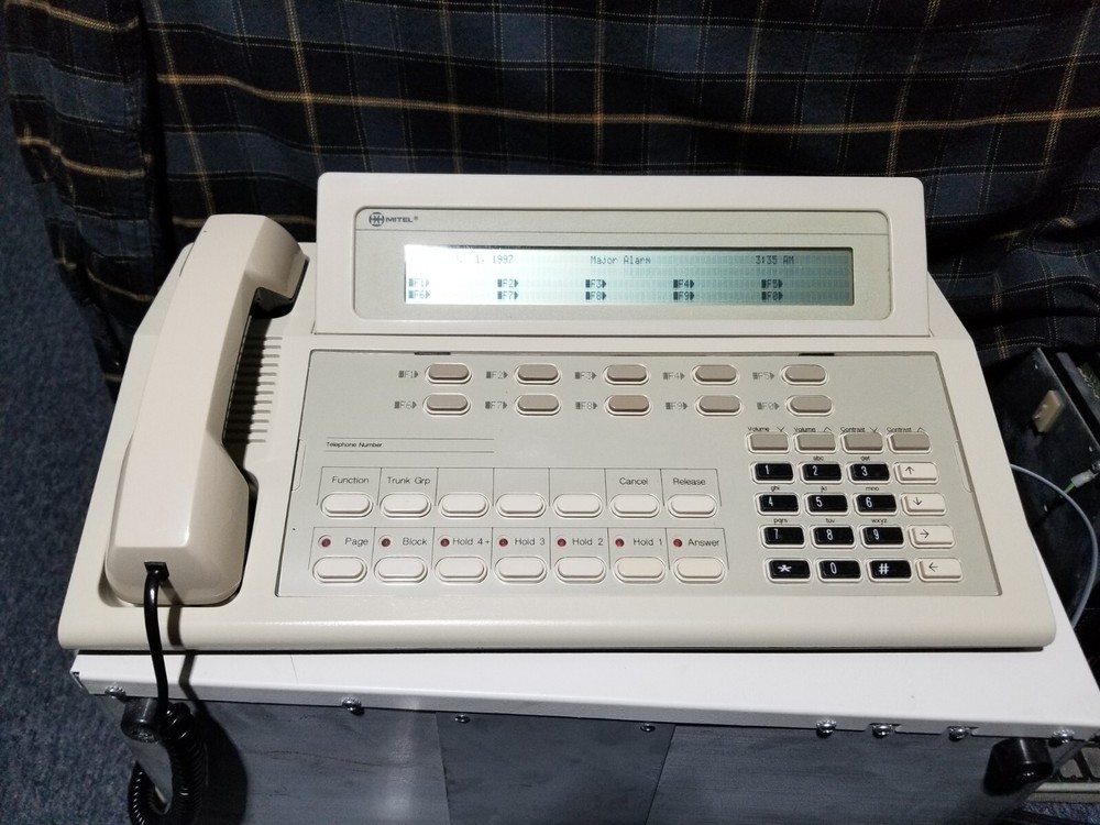 Sx200 Lcd Attendant Console Phone This Is Not A Super Console