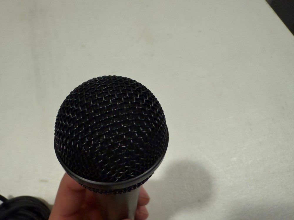 Lasonic Dynamic Vocal Instrument Undirectional Microphone